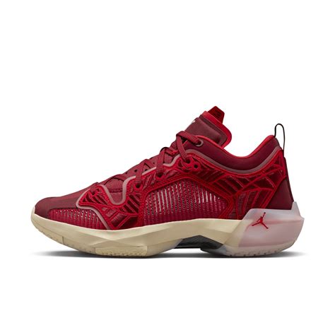 women's red basketball shoes